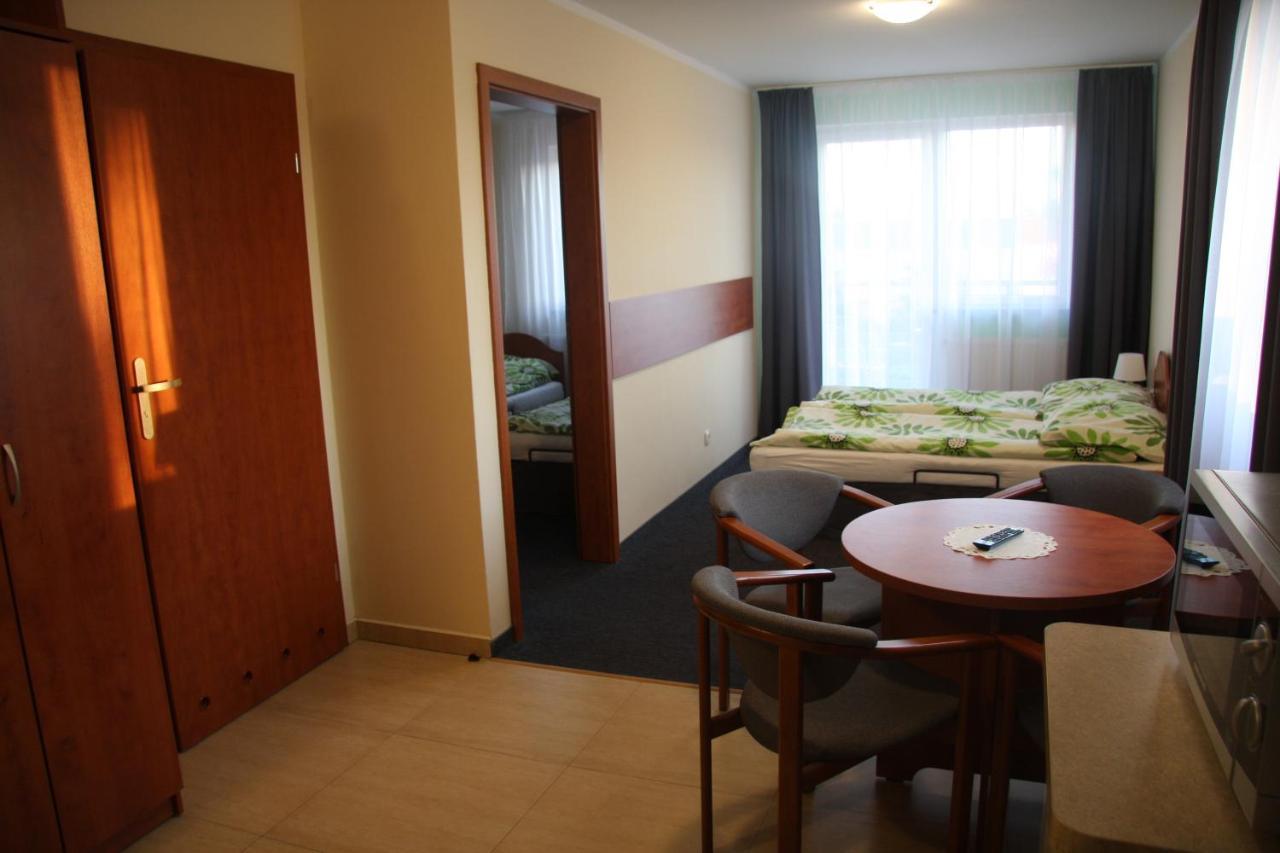 Pensjonat Edana Ustronie Morskie Bagian luar foto